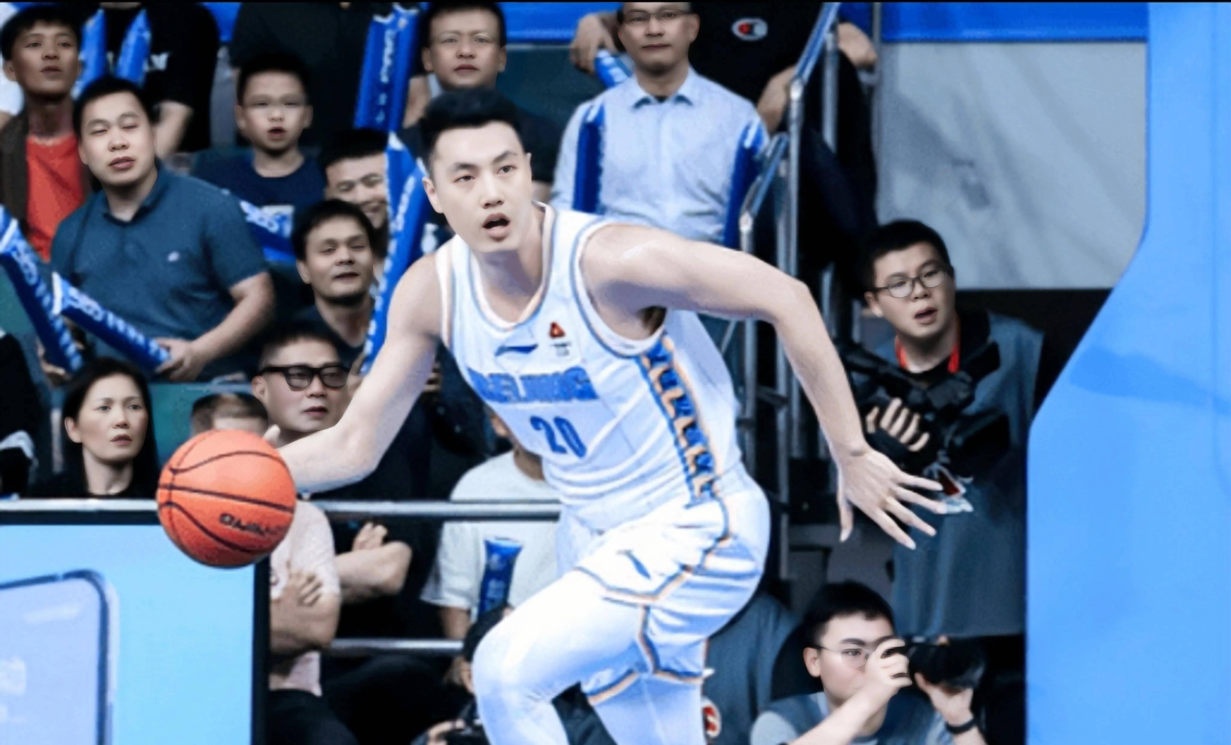 九游体育官网赛后CBA常规赛焦点战，北京首钢内部沟通，质疑声仍在，轮换策略成焦点的简单介绍